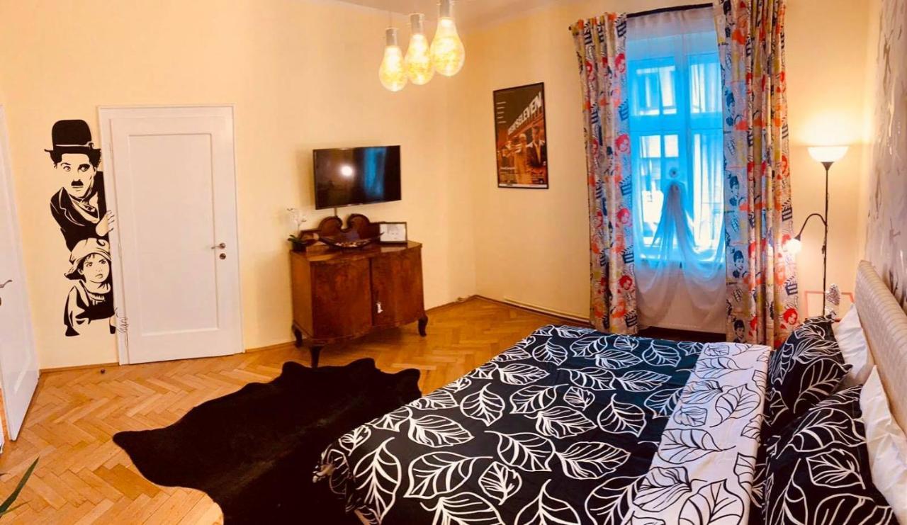 Cinematheque Ultracentral Apartment Sibiu Buitenkant foto