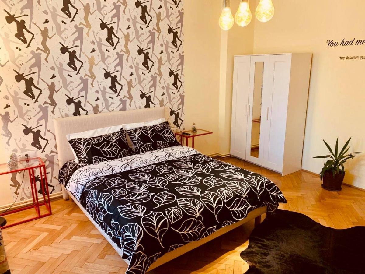 Cinematheque Ultracentral Apartment Sibiu Buitenkant foto